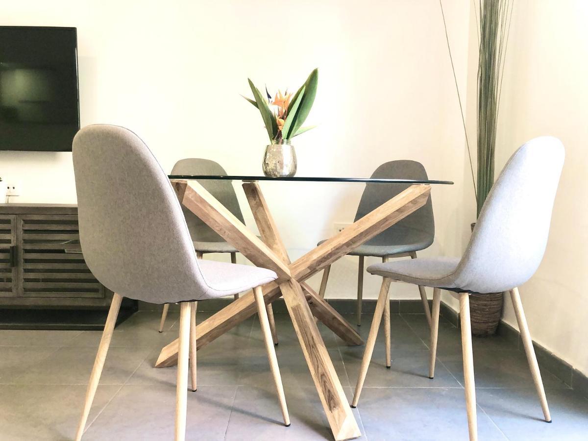 Varela Apartamentos B Málaga Dış mekan fotoğraf