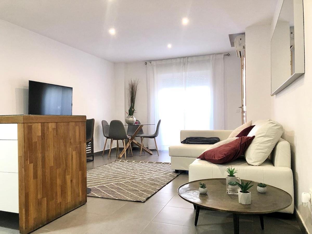 Varela Apartamentos B Málaga Dış mekan fotoğraf