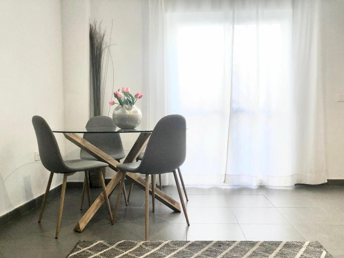 Varela Apartamentos B Málaga Dış mekan fotoğraf
